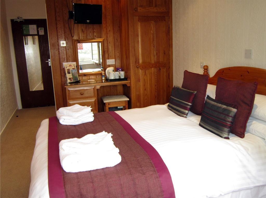 The Old White Lion Hotel Haworth Room photo