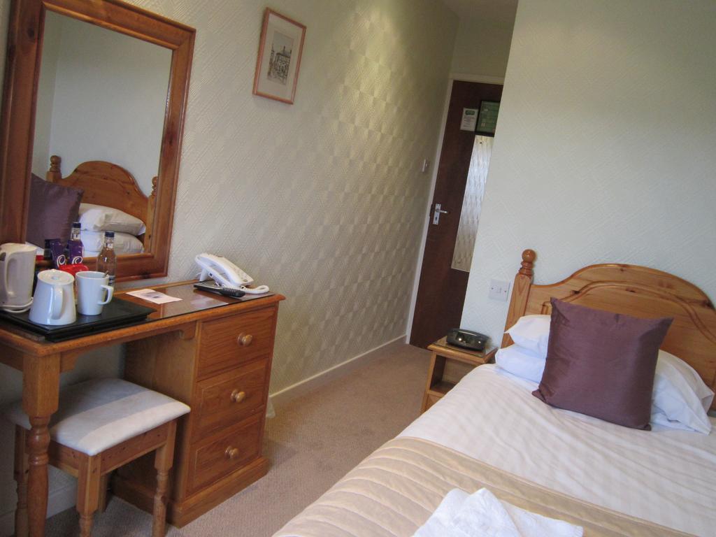 The Old White Lion Hotel Haworth Room photo